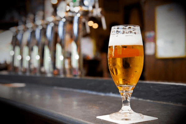 Wéi laang bleift de Béier am Blutt